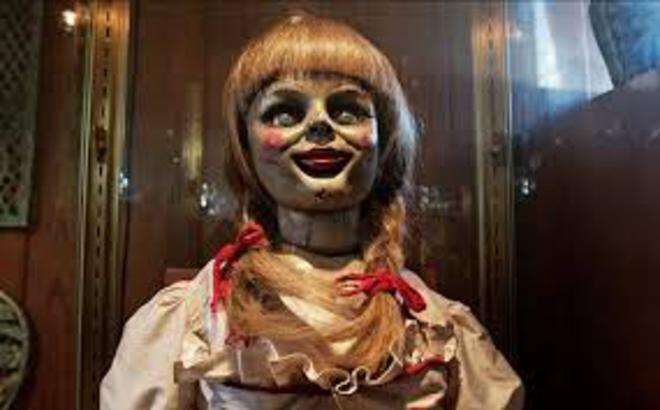 Kisah Nyata Boneka Hantu Annabelle Dalam 'THE CONJURING' 