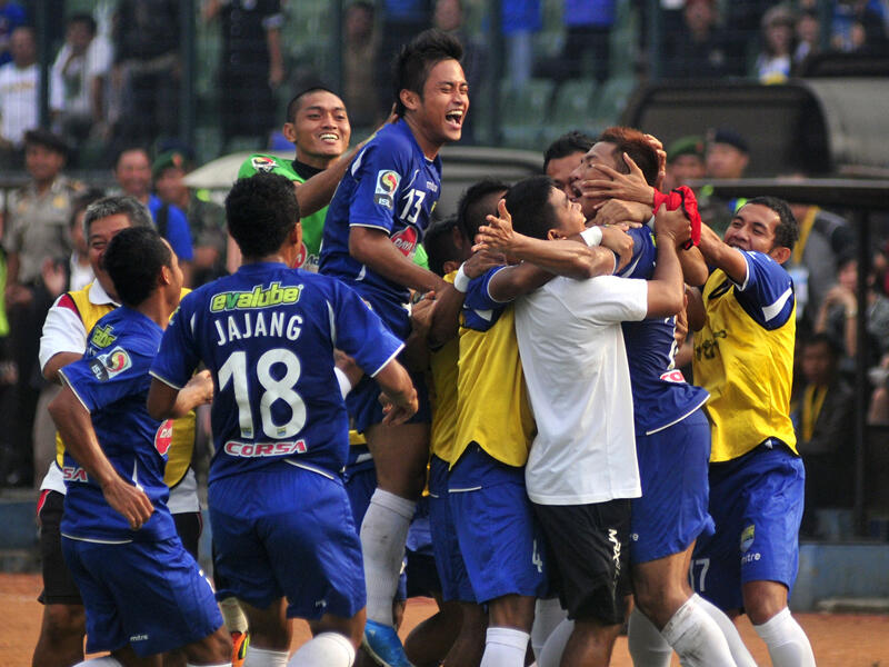 10 Klub Bola yang Paling di Gemari Orang Indonesia
