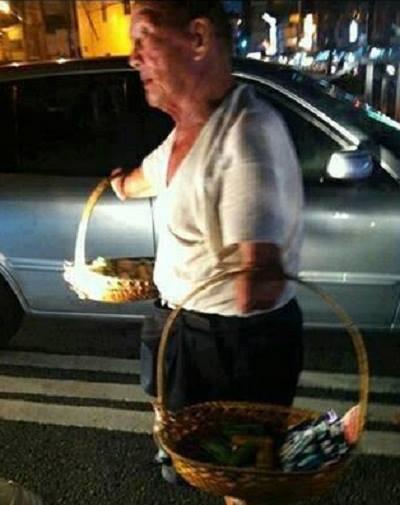 ORANG CACAT BENERAN DAN CACAT DIBUAT2