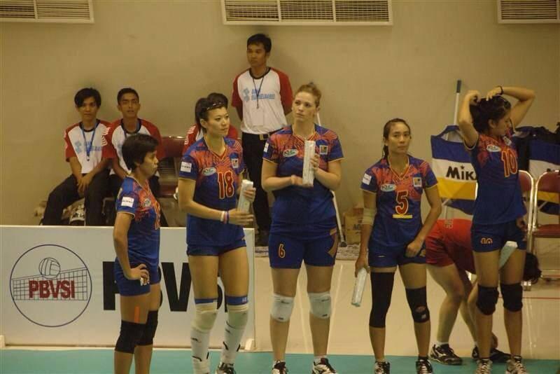 (PICT) BERLLIAN MARSHEILLA ATLET VOLLY IDAMAN ANE GAN 