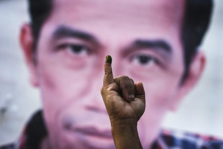 24 Foto-foto Terbaik Jurnalistik Indonesia 