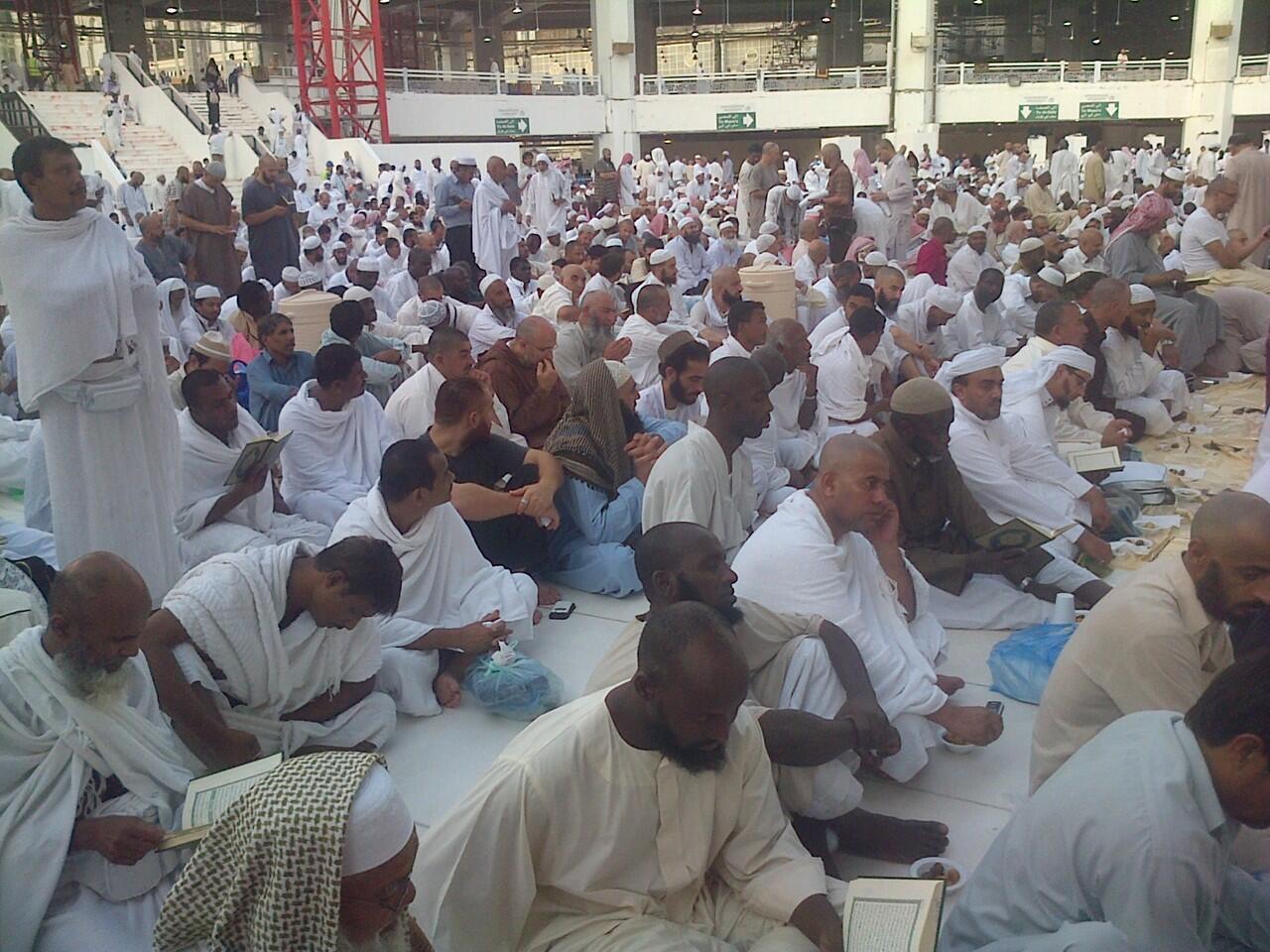 ngabuburit di Masjid Al-harom makkah..