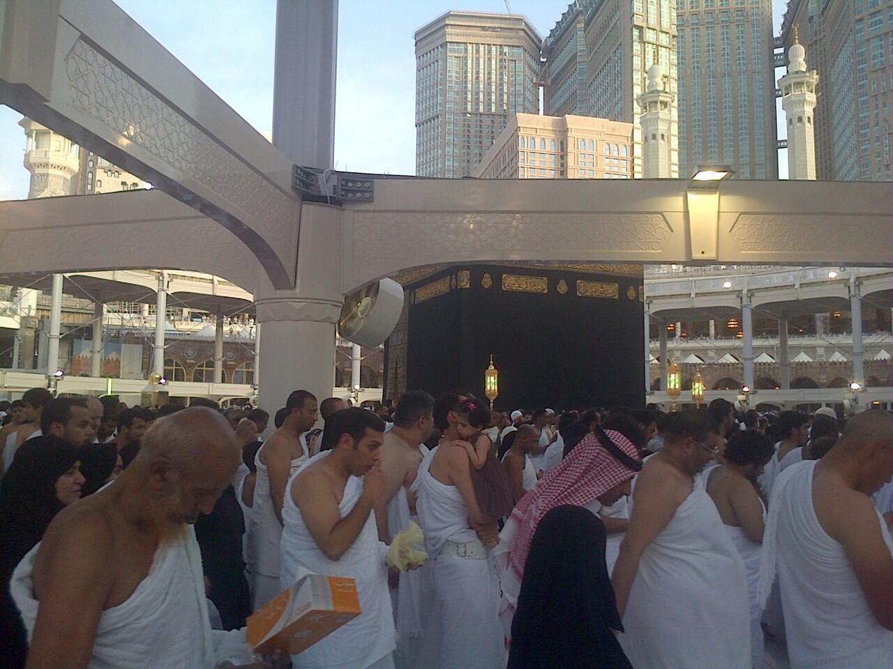 ngabuburit di Masjid Al-harom makkah..
