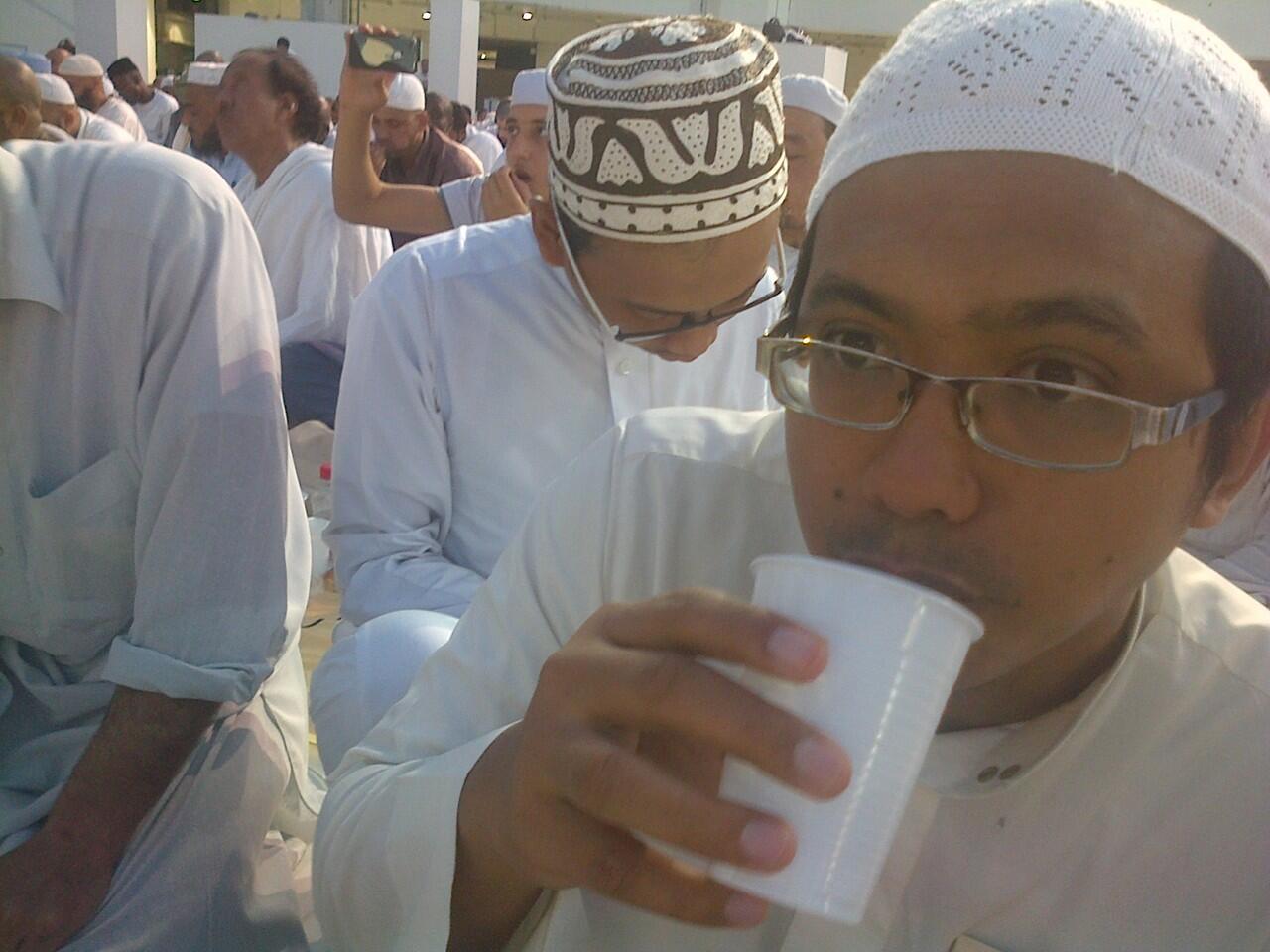 ngabuburit di Masjid Al-harom makkah..