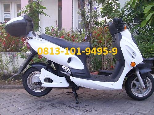 Terjual SEPEDA MOTOR LISTRIK TREKKO  FLASH PUTIH FLAT 