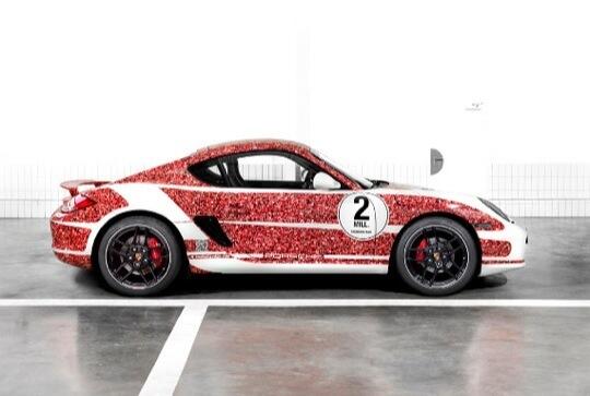 2 Juta Foto Facebook Fans di Bodi Porsche Cayman S