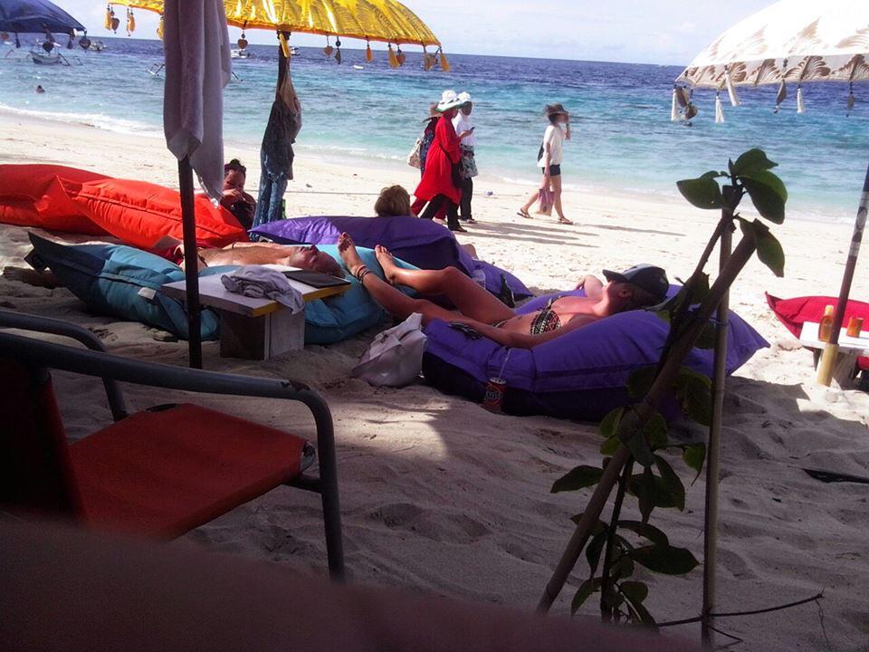 PAKET LIBURAN DI PULO LOMBOK GAYA BACKPACKER