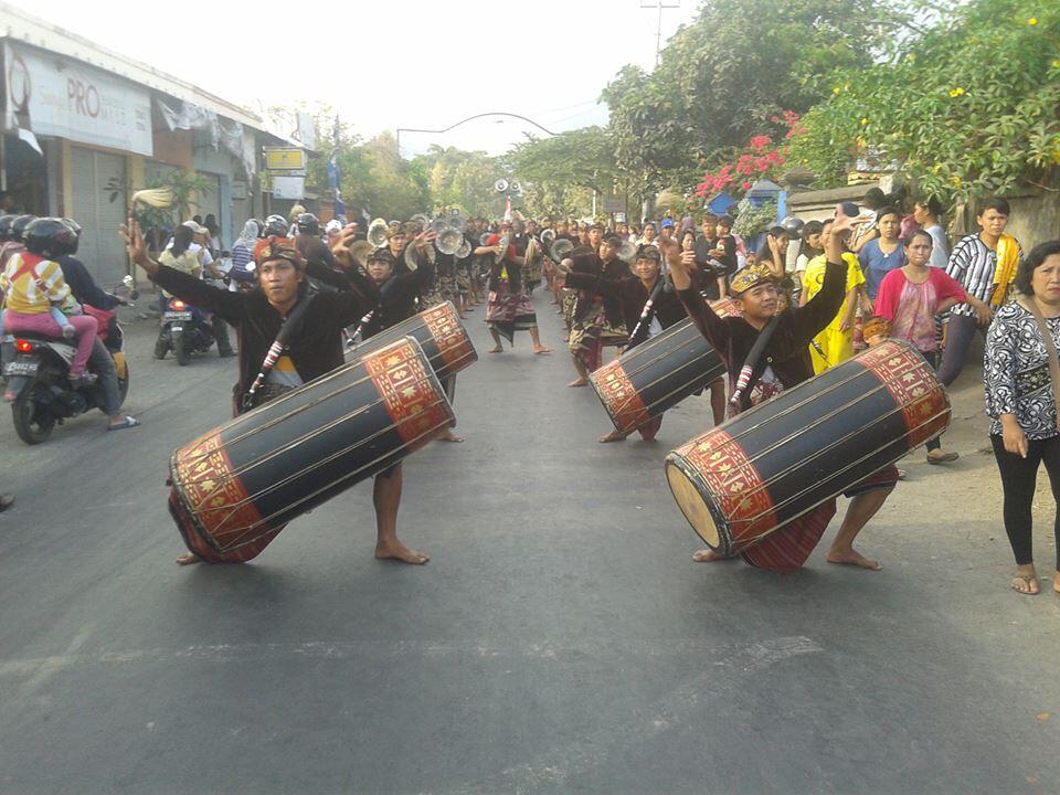 PAKET LIBURAN DI PULO LOMBOK GAYA BACKPACKER