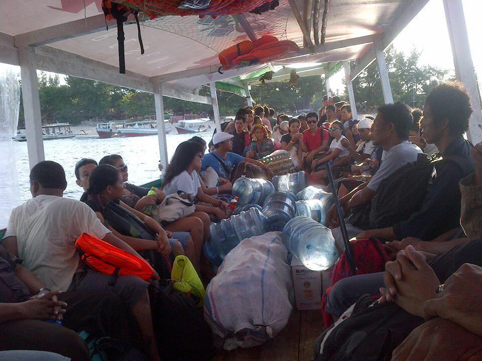 PAKET LIBURAN DI PULO LOMBOK GAYA BACKPACKER