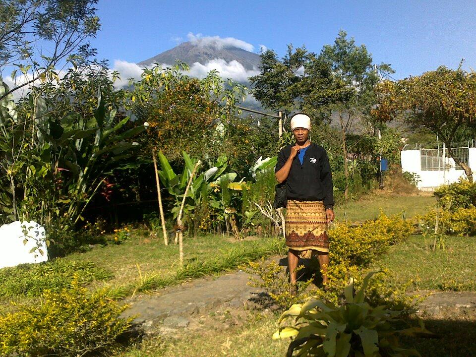 PAKET LIBURAN DI PULO LOMBOK GAYA BACKPACKER