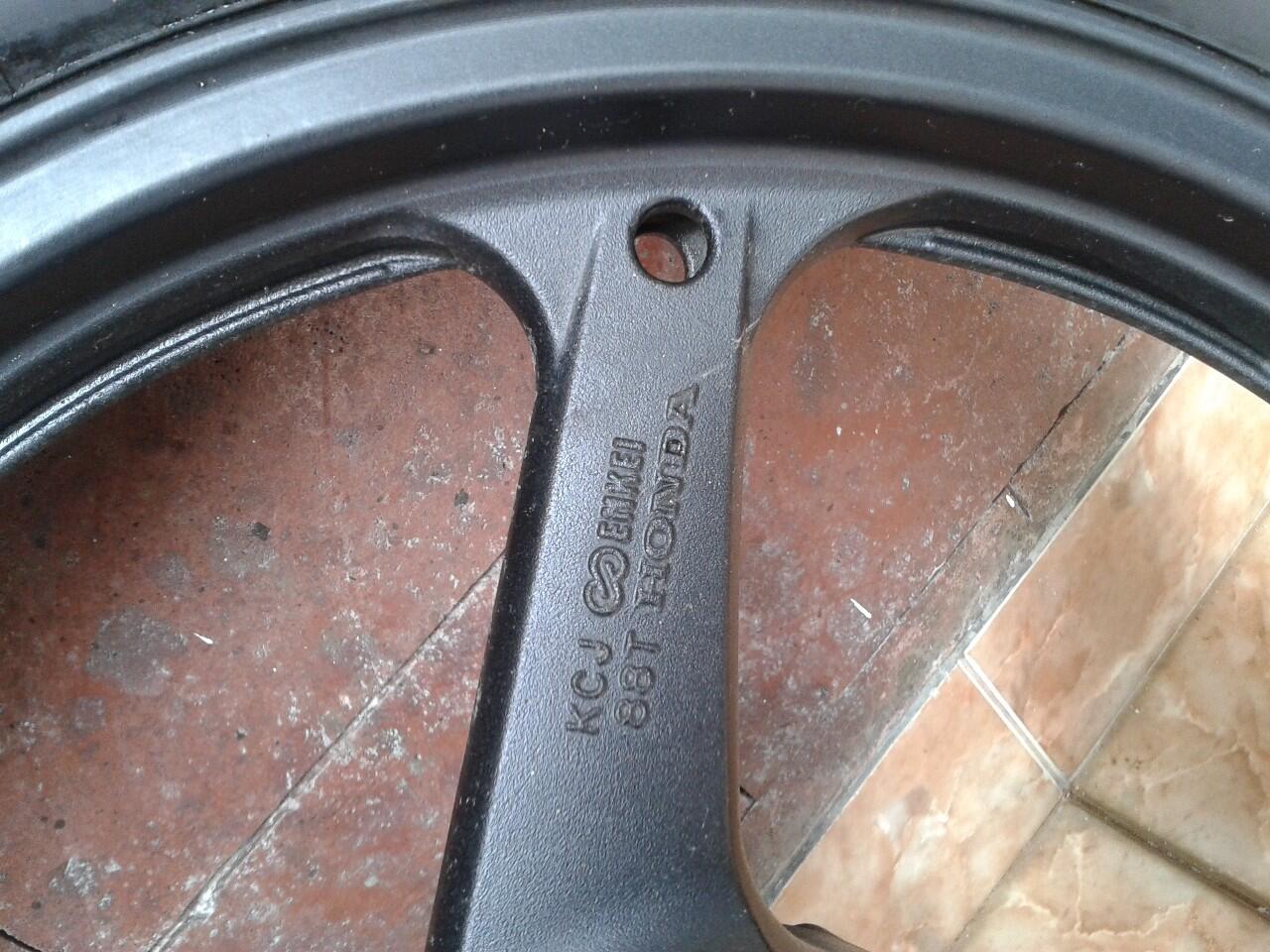 Velg Enkei Tiger Revo