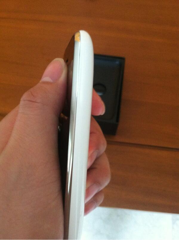 Jual iphone 3GS 32Gb WHite ! 100% MULUSSS !SALE ! TRIM TT