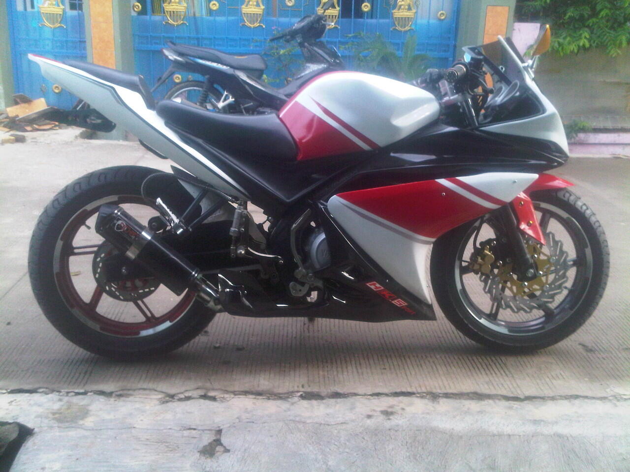 Cari Paket Modifikasi Body Kit New R6 For New Vixion Lightning