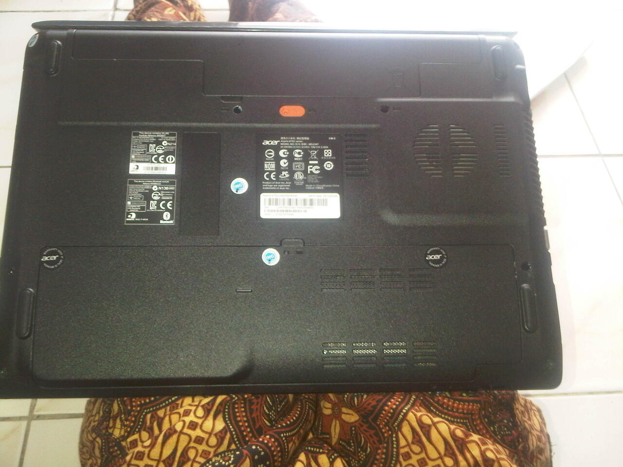 JUAL CEPAT BUTUH UANG LAPTOP ACER Aspire 4752 Intel CORE i5 . TERMURAH !!!