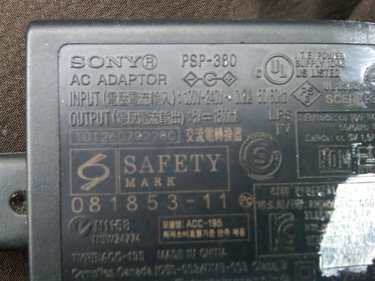 Adaptor SONY PSP=380 5V 1500mA ORIGINAL bekas solo murah