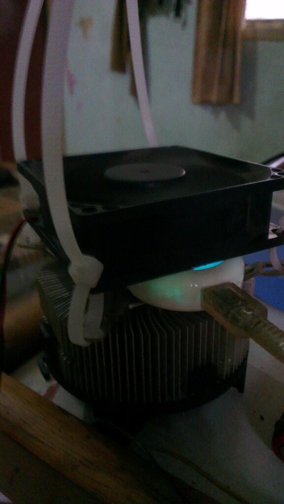Pendingin modem, Murah-meriah gan...