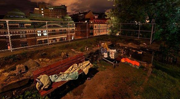 Hotel ini bukan untuk Gelandangan, tapi untuk yang pengen jadi Gelandangan