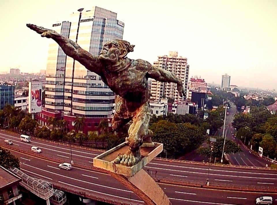 Jakarta flying High Zoom