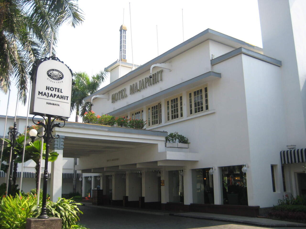 Hotel Hotel Tua Di Indonesia