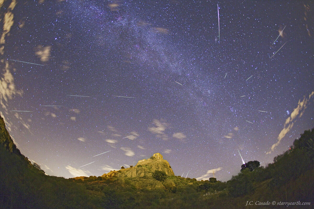 Hujan Meteor Perseid Masih Ada Malam Ini dan Lusa