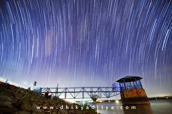 Berburu Hujan meteor persaid di waduk cengklik