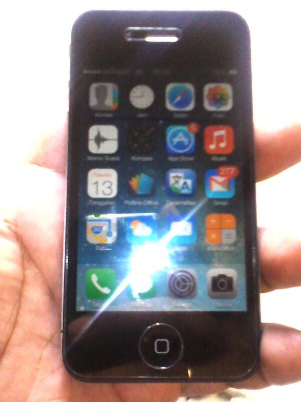 WTS Apple Iphone 4 16 GB GSM FU Fullset Mulus..Solo