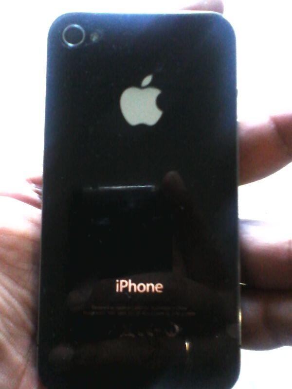 WTS Apple Iphone 4 16 GB GSM FU Fullset Mulus..Solo