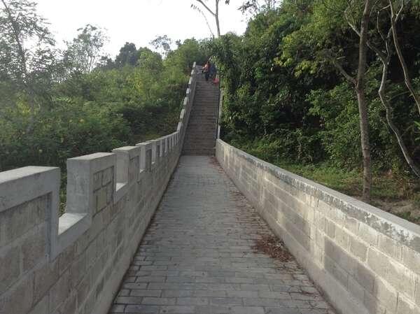 Tembok Cina Ala Sumatra &#91;Great Wall Van Andalas &#93;