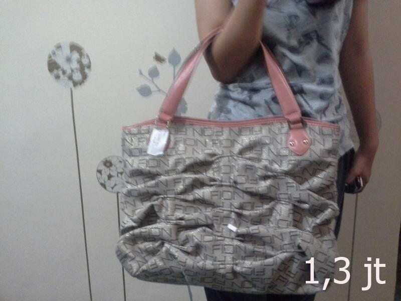 Tas &amp; dompet branded import New or like new - Pierre Cardin - Amante - Coach -