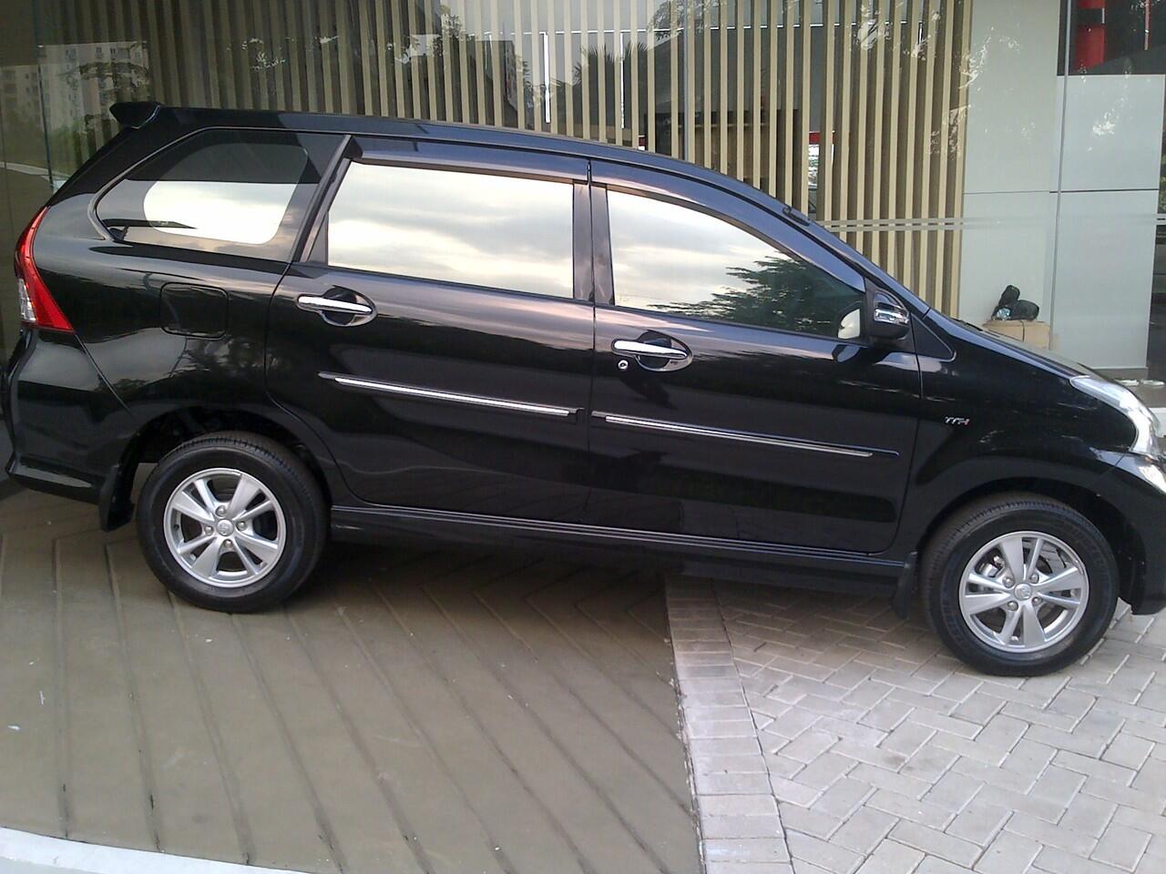 Cari NEW AVANZA VELOZ 2013 BIGSALE AGUSTUS AT AUTO2000 KELAPA