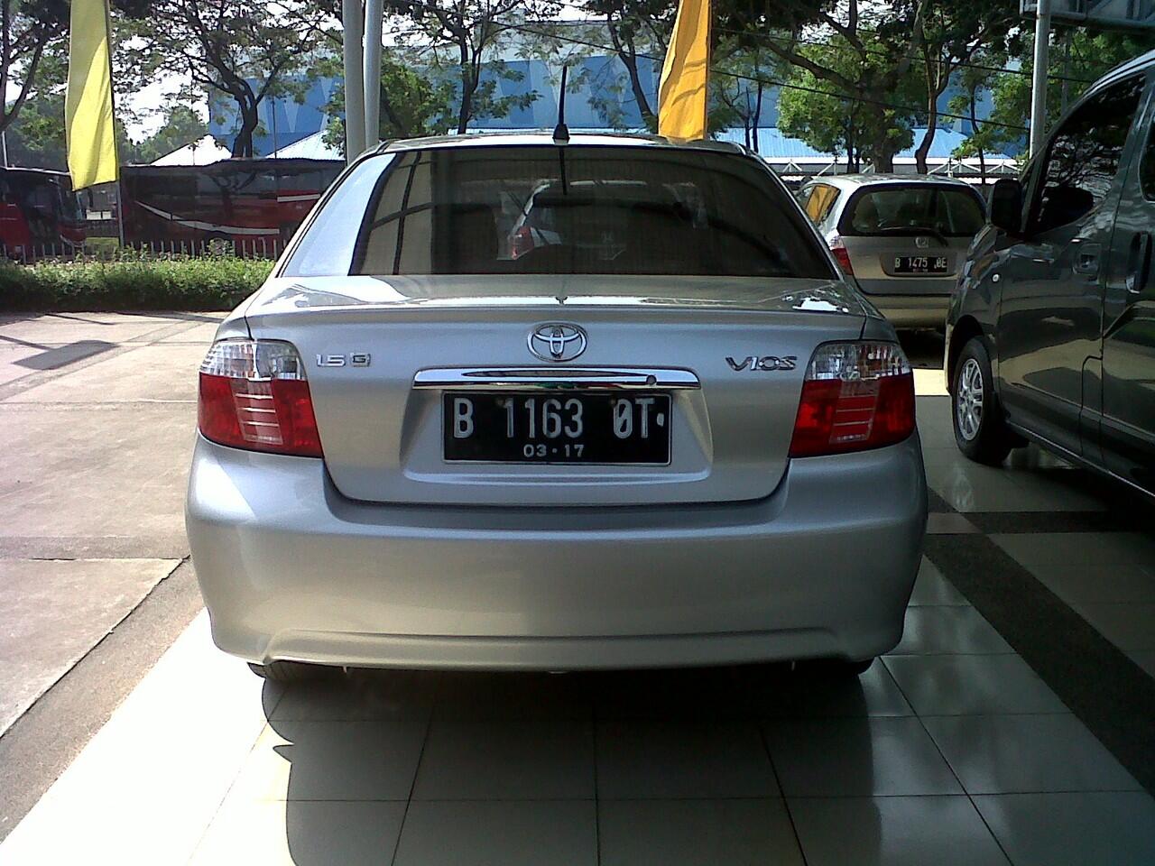 Toyota Vios G manual silver tahun 2006 harga nego