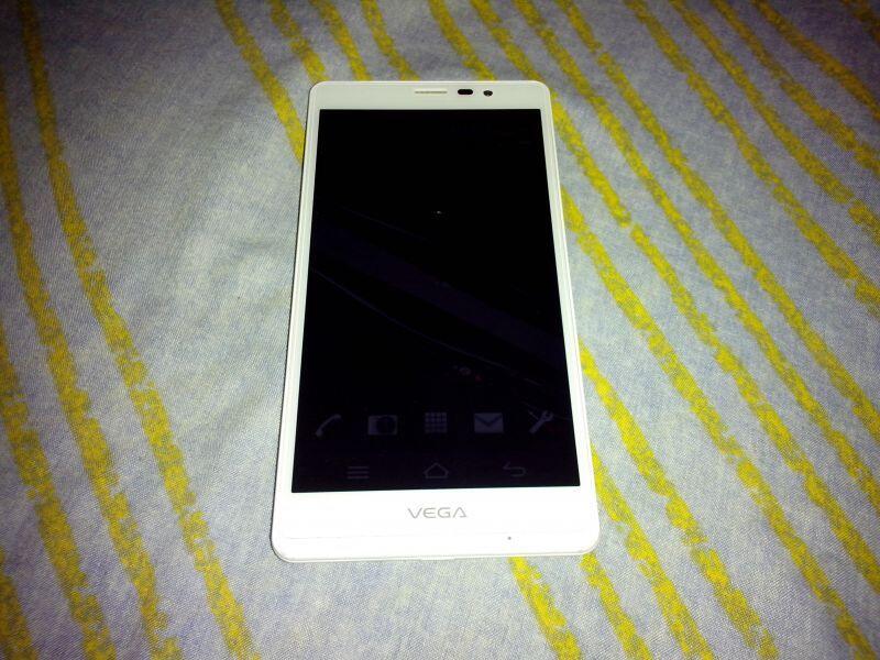 WTS Vega R3 IM A850L Like New!! Better Than S4