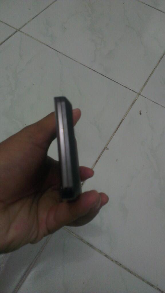 MOTOROLA DROID BIONIC CDMA RUIM MULLUS SURABAYA
