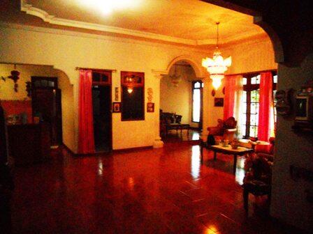 Rumah Strategis untuk Tinggal dan Bisnis