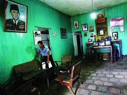 ★★ Mengintip Rumah Pengasingan Ir. Soekarno di Rengasdengklok ★★
