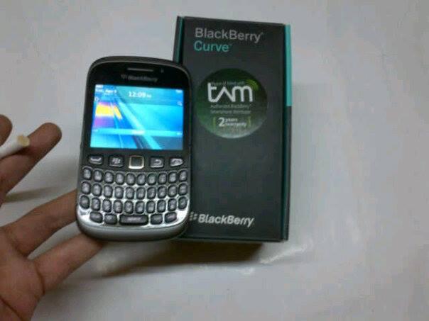 Blackberry 9320 Amstrong Garansi Tam Sampai febr 2015