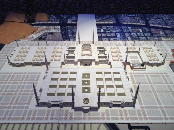 Perluasan Masjid Nabawi (dapat tampung hingga 1,6 juta jama'ah)