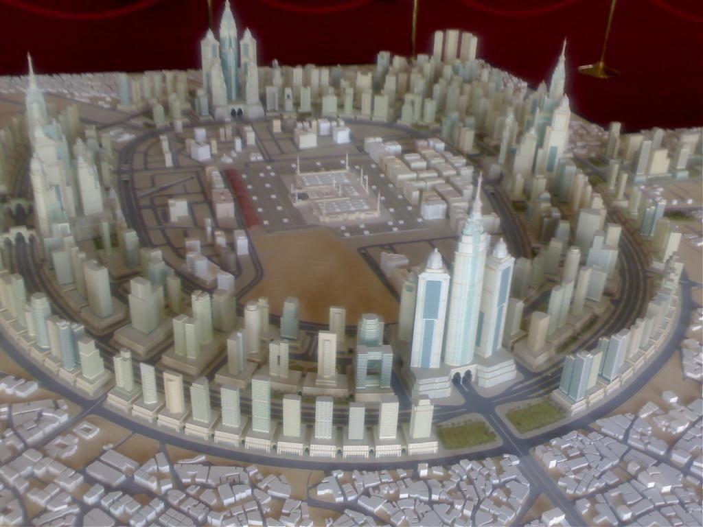 Perluasan Masjid Nabawi (dapat tampung hingga 1,6 juta jama'ah)