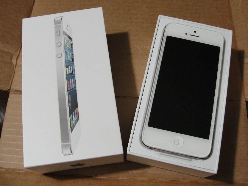 Aplle iPhone 5 16GB dengan harga spesial (promo toko) Rp. 1.500.000,.