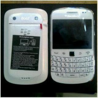 BlackBerry™ Dakota 9900 Harga Rp 1 500 000 Call/sms:085656039527 JESSICA