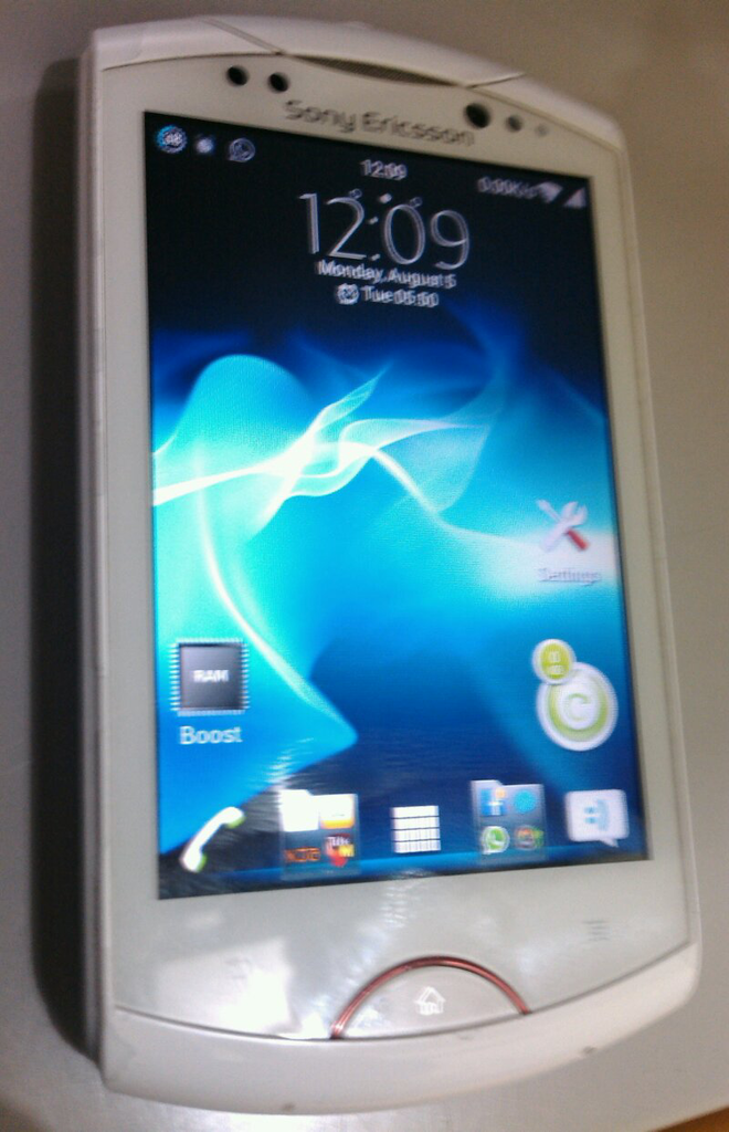 WTS LWW XPERIA LIVE WT19i SEMARANG