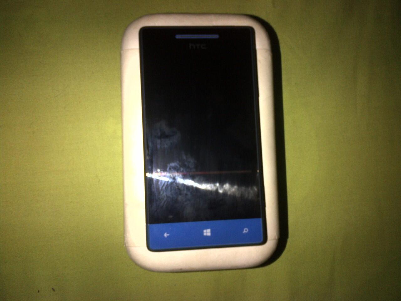 Htc Windows Phone 8s + Dakota