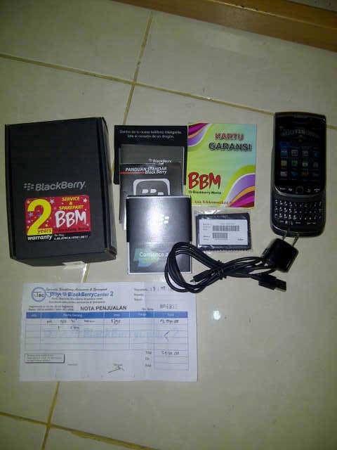 WTS : BB blackbery torch 2 jenning mulus 99% & Andromax U mulus 99% ex.cewe Jogja