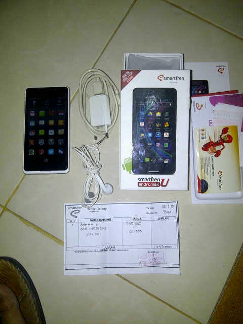 WTS : BB blackbery torch 2 jenning mulus 99% & Andromax U mulus 99% ex.cewe Jogja
