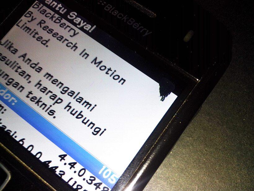 WTS/DIJUAL BLACBERRY TOUR2/ESSEX MULUSSSS,,ASIK,,MURAH