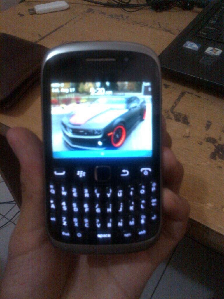 DIJUAL NIH BLACKBERRY 9320 AMSTRONG