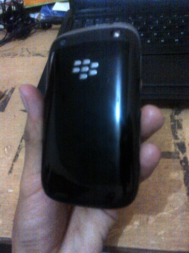 DIJUAL NIH BLACKBERRY 9320 AMSTRONG