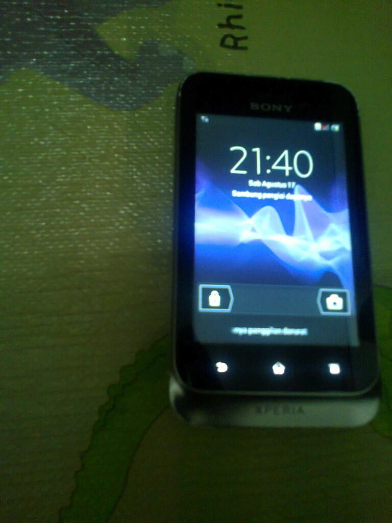 Xperia tipo dual st21i2 Bogor