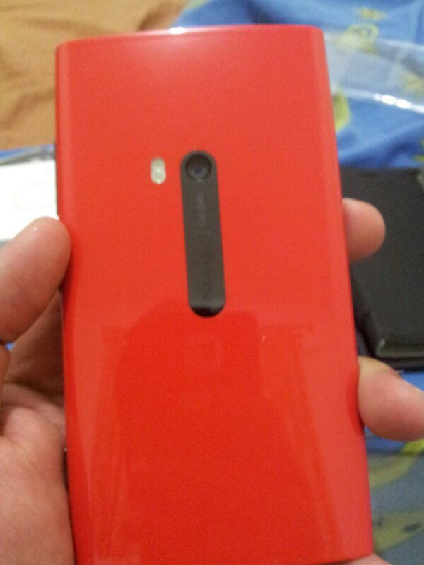 wts lumia 920 fullset + wireless charger