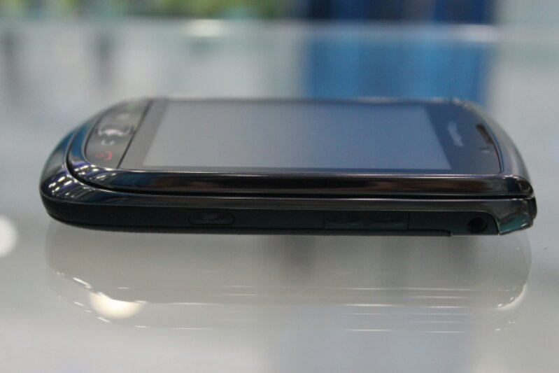 BB TOURCH 9800 BLACK